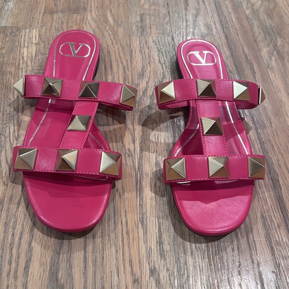 Valentino Garavani rockmance leather slides, size 37